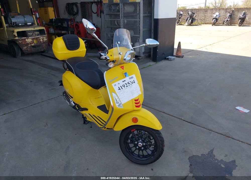 2019 VESPA SPRINT VIN: ZAPM818G8K5800776