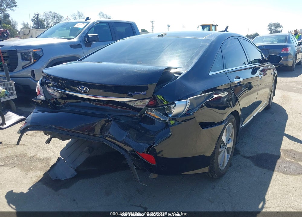 2012 HYUNDAI SONATA VIN: KMHEC4A4XCA060108