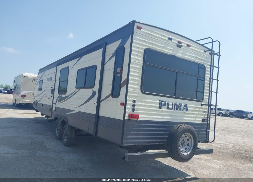 2017 PALOMINO 5TH WHEEL VIN: 4X4TPUF24HP067447