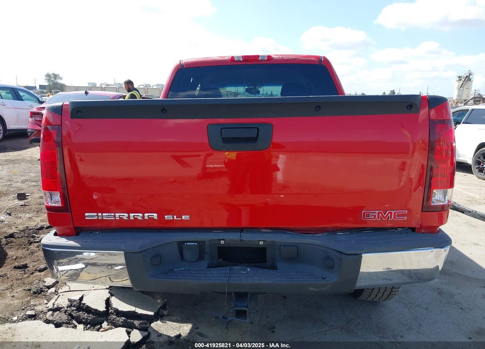 2007 GMC SIERRA 1500 SLE1 VIN: 2GTEC13C271555832