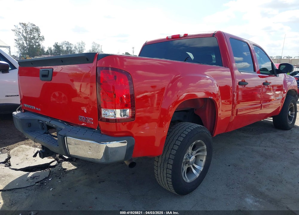 2007 GMC SIERRA 1500 SLE1 VIN: 2GTEC13C271555832