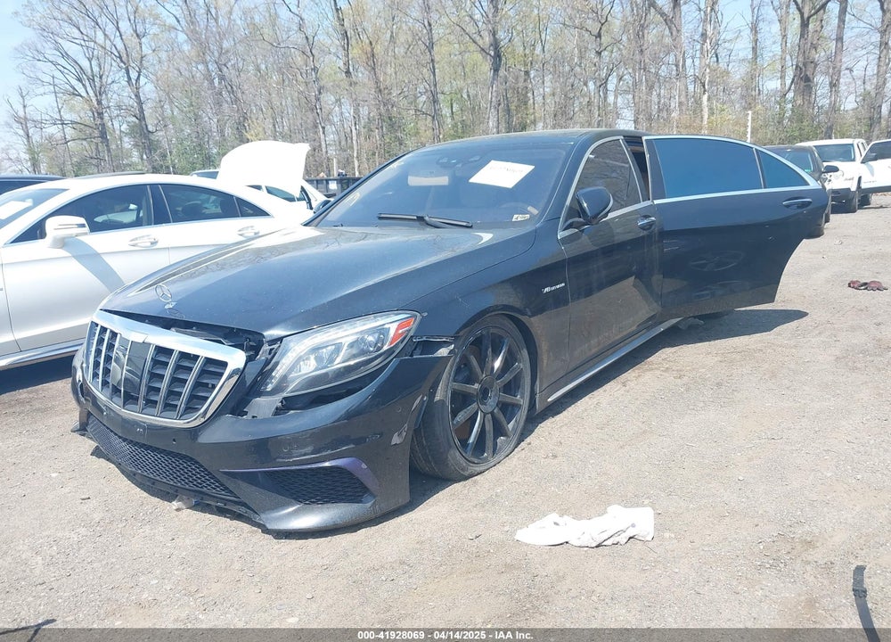 2015 MERCEDES-BENZ S 63 AMG VIN: WDDUG7JB1FA107900
