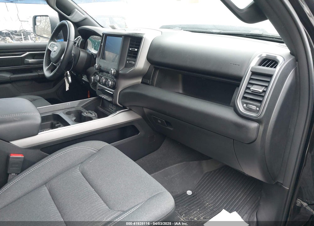 2024 RAM 1500 BIG HORN 4X4 5'7 BOX VIN: 1C6RRFFG2RN129322