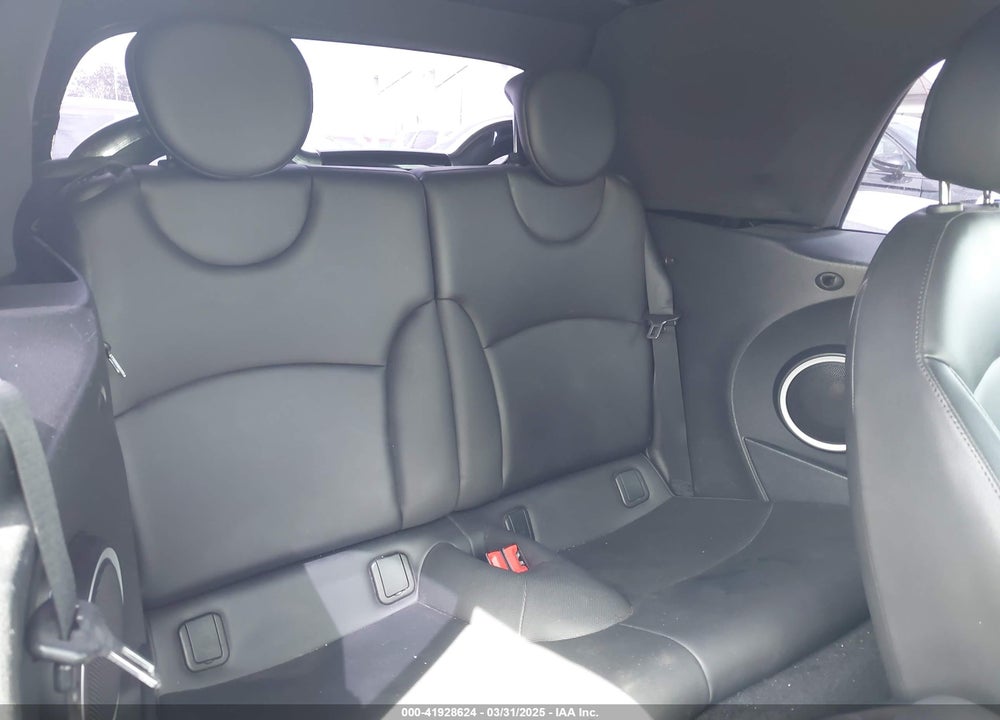 2012 MINI COOPER S VIN: WMWZP3C54CT250689