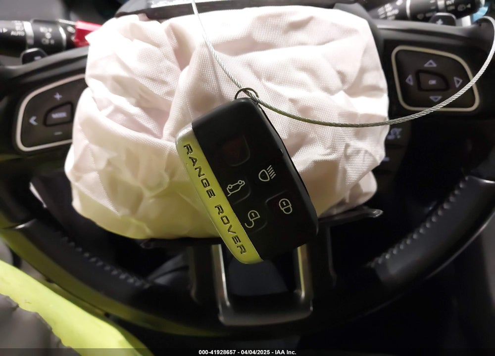 2019 LAND ROVER RANGE ROVER EVOQUE VIN: SALVP2RX3KH347171