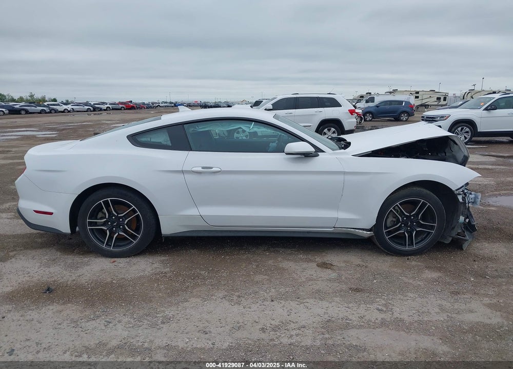 2022 FORD MUSTANG VIN: 1FA6P8THXN5136044