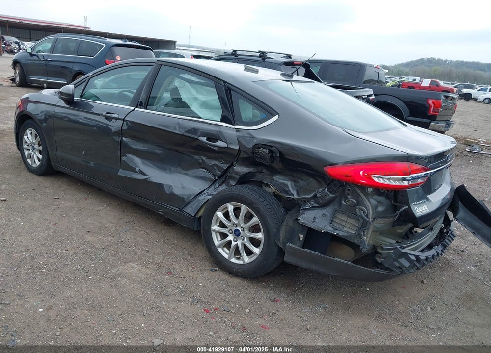 2017 FORD FUSION S VIN: 3FA6P0G76HR157171