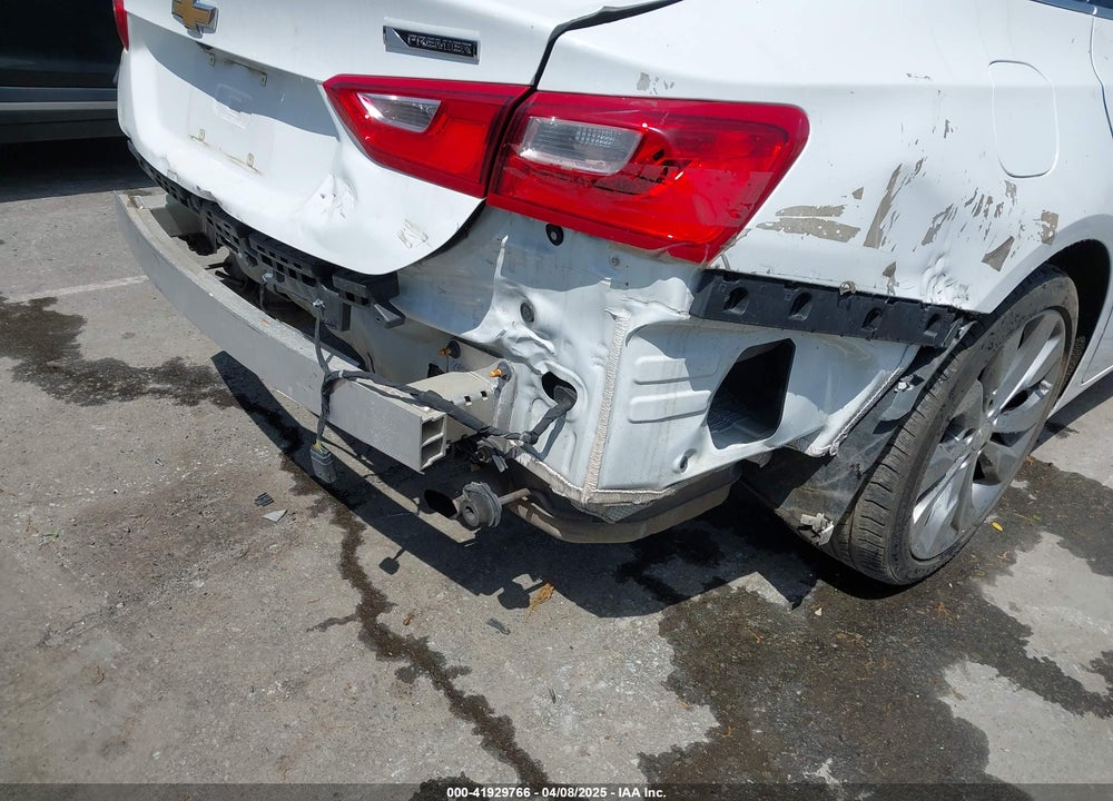 2018 CHEVROLET MALIBU VIN: 1G1ZE5SX4JF100996