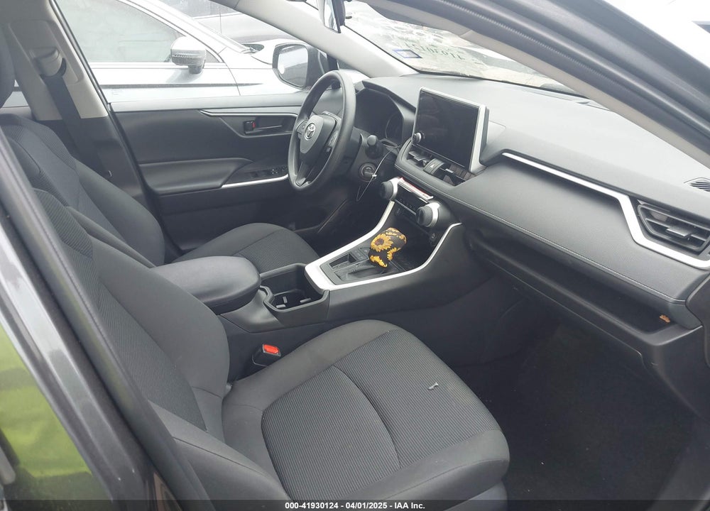 2024 TOYOTA RAV4 VIN: 2T3H1RFV9RC302842
