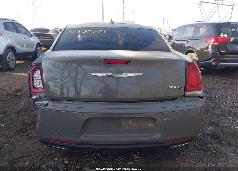 2018 CHRYSLER 300 300S VIN: 2C3CCABG5JH227870