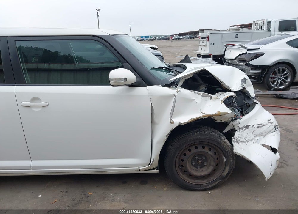2009 SCION XB VIN: JTLKE50E991088335
