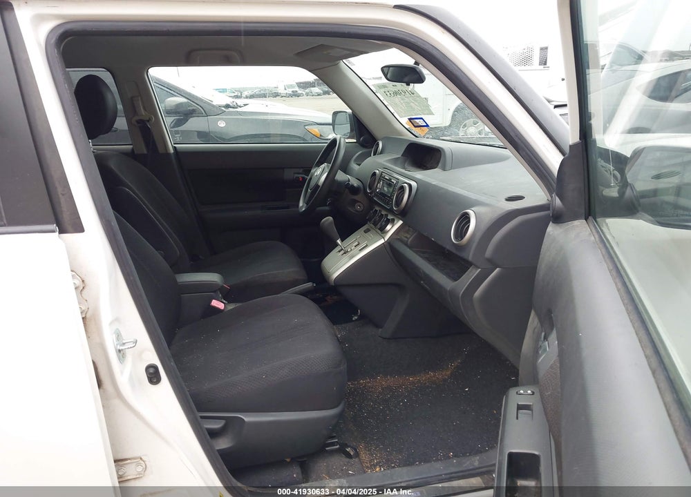 2009 SCION XB VIN: JTLKE50E991088335