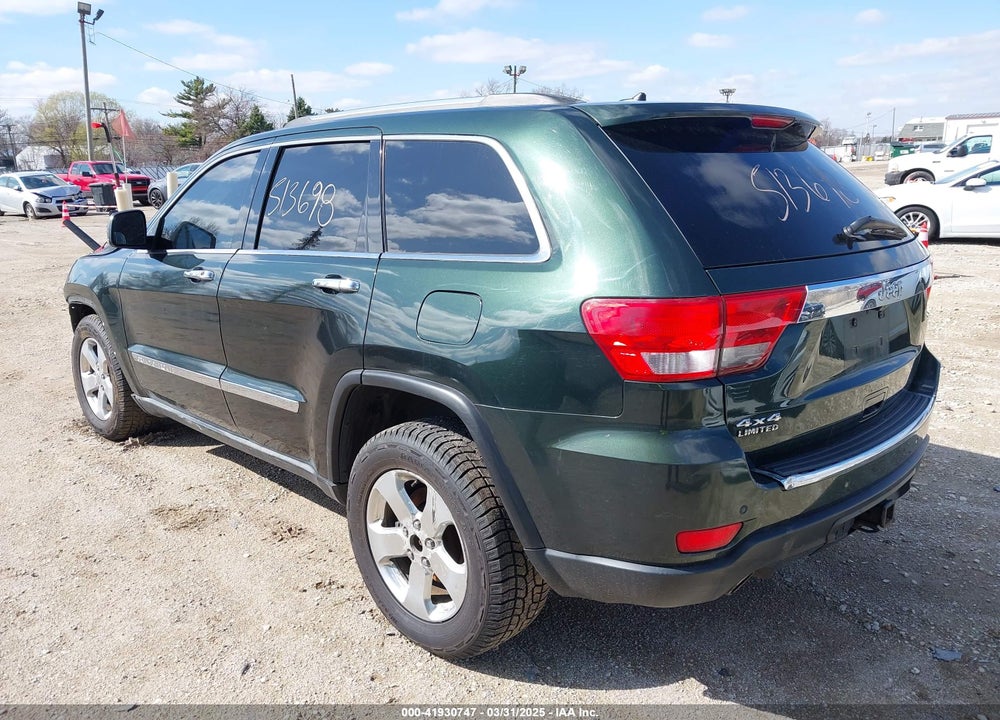 2011 JEEP GRAND CHEROKEE VIN: 1J4RR5GT5BC608067