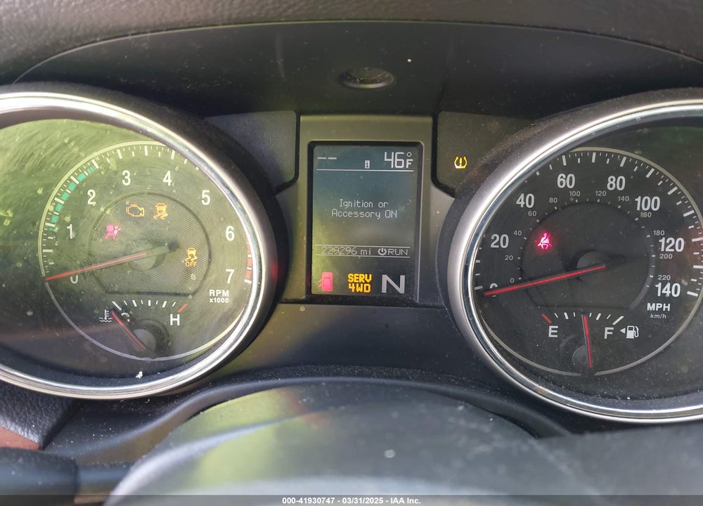 2011 JEEP GRAND CHEROKEE VIN: 1J4RR5GT5BC608067