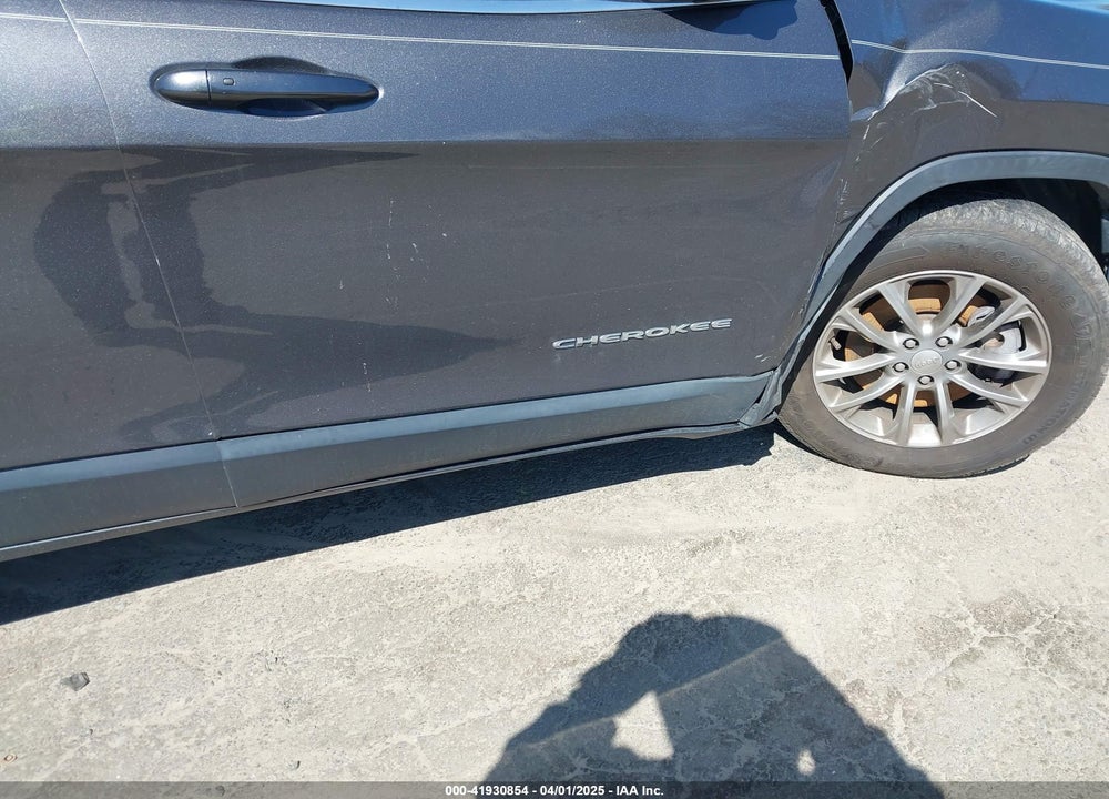 2019 JEEP CHEROKEE VIN: 1C4PJMLX5KD456471