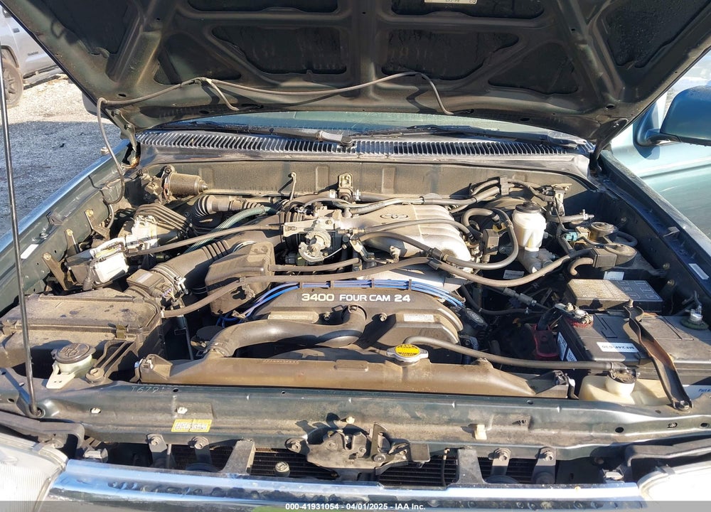 1998 TOYOTA 4RUNNER SR5 V6 LIMITED VIN: JT3GN87R7W0081174