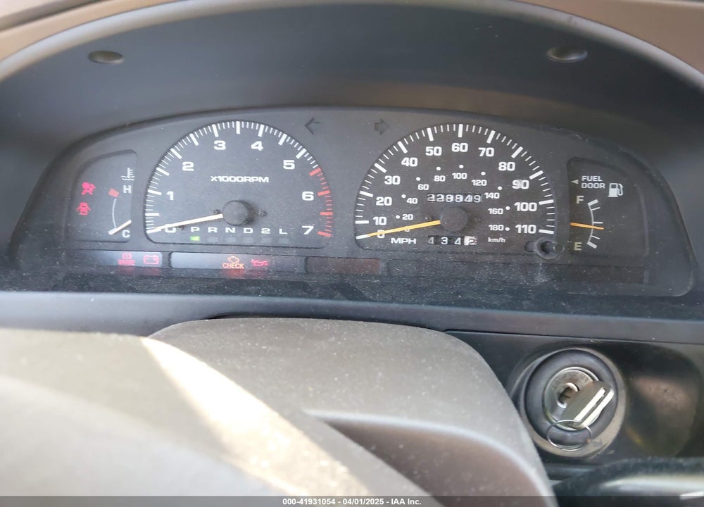 1998 TOYOTA 4RUNNER SR5 V6 LIMITED VIN: JT3GN87R7W0081174