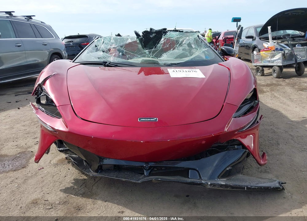 2024 MCLAREN ARTURA VIN: SBM16AEA8RW002252