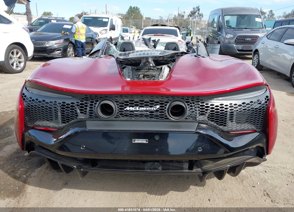2024 MCLAREN ARTURA VIN: SBM16AEA8RW002252