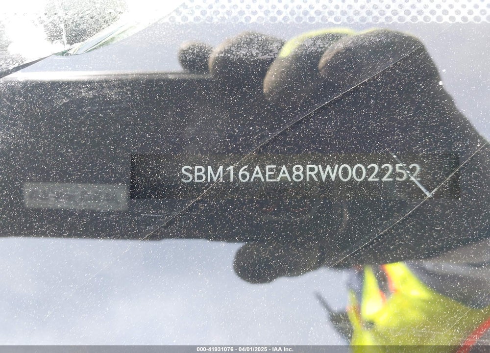 2024 MCLAREN ARTURA VIN: SBM16AEA8RW002252