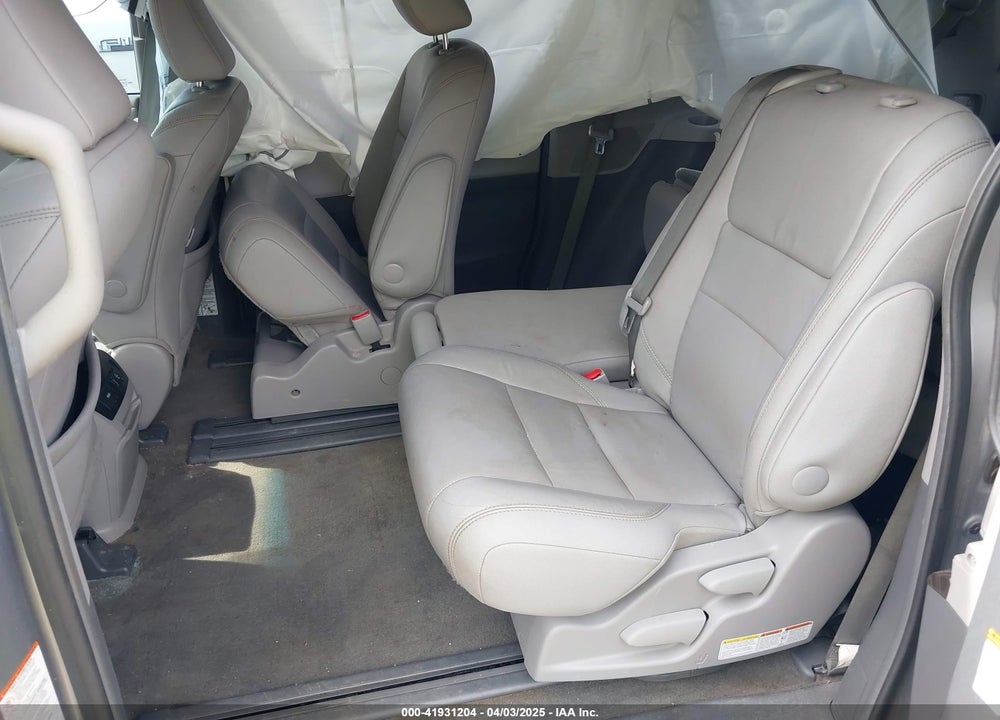2017 TOYOTA SIENNA XLE PREMIUM 8 PASSENGER VIN: 5TDYZ3DC5HS809534