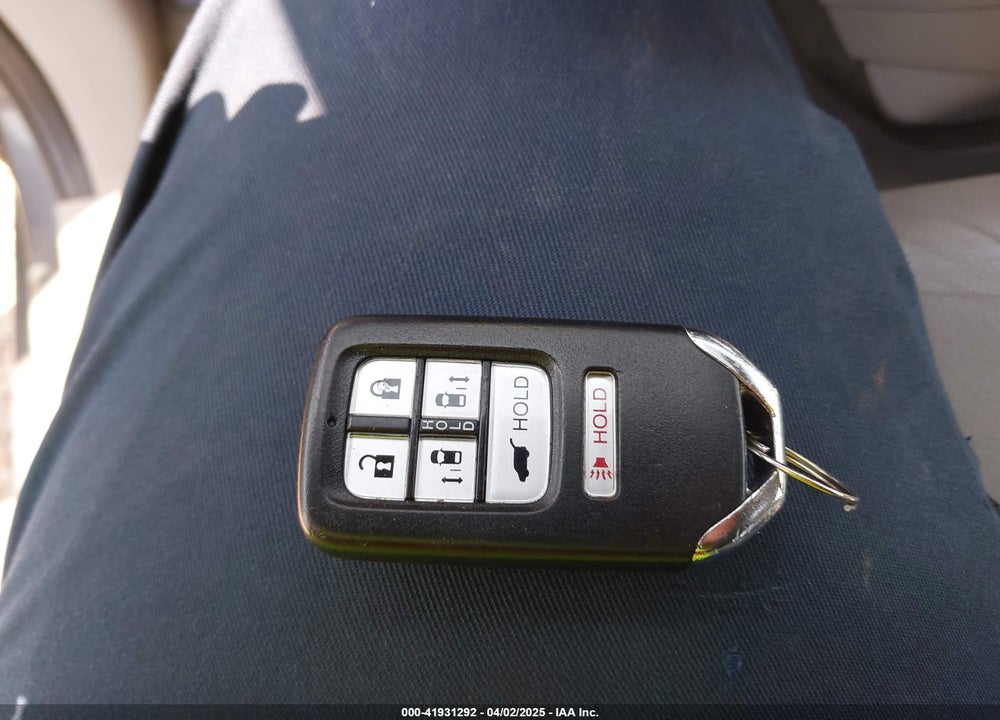 2016 HONDA ODYSSEY EX-L VIN: 5FNRL5H65GB038372