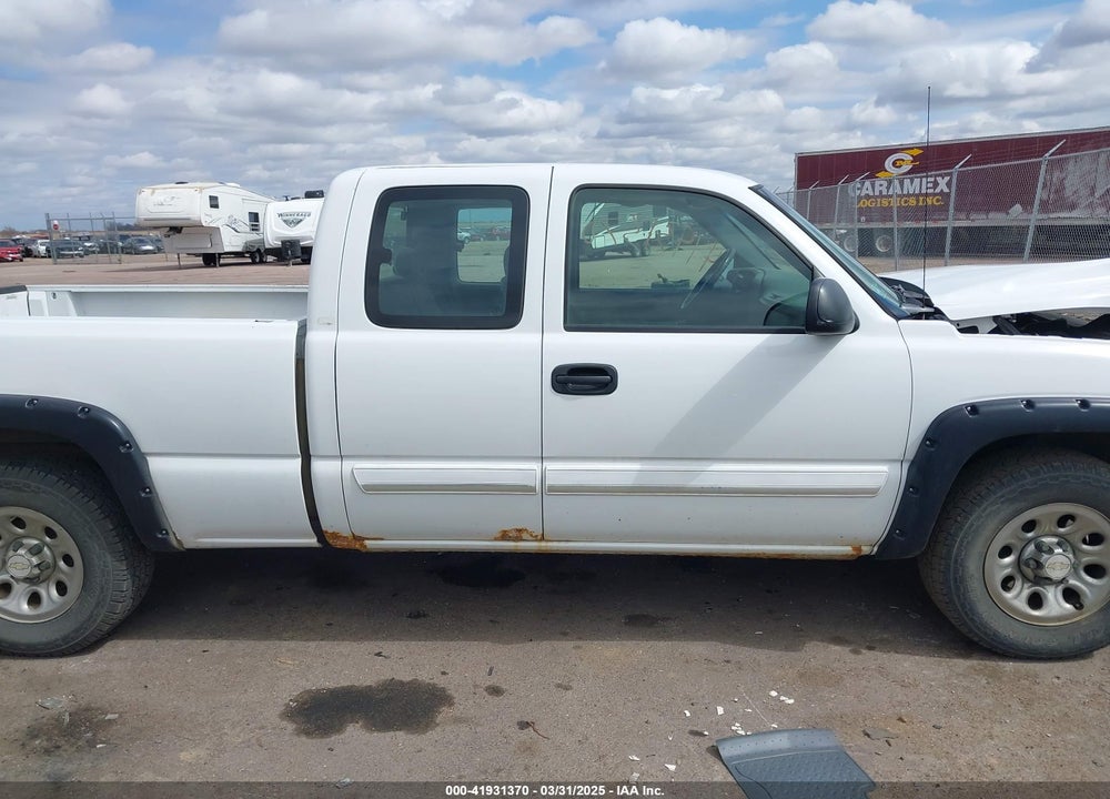 2005 CHEVROLET SILVERADO 1500 LS VIN: 1GCEK19Z25Z282216