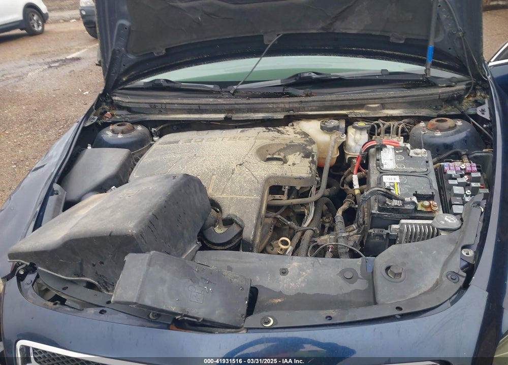2011 CHEVROLET MALIBU VIN: 1G1ZB5E14BF220198