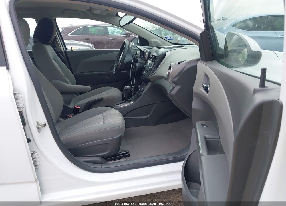 2015 CHEVROLET SONIC LT AUTO VIN: 1G1JC5SH7F4112395
