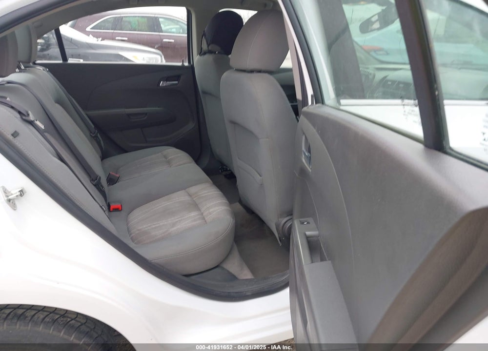 2015 CHEVROLET SONIC LT AUTO VIN: 1G1JC5SH7F4112395