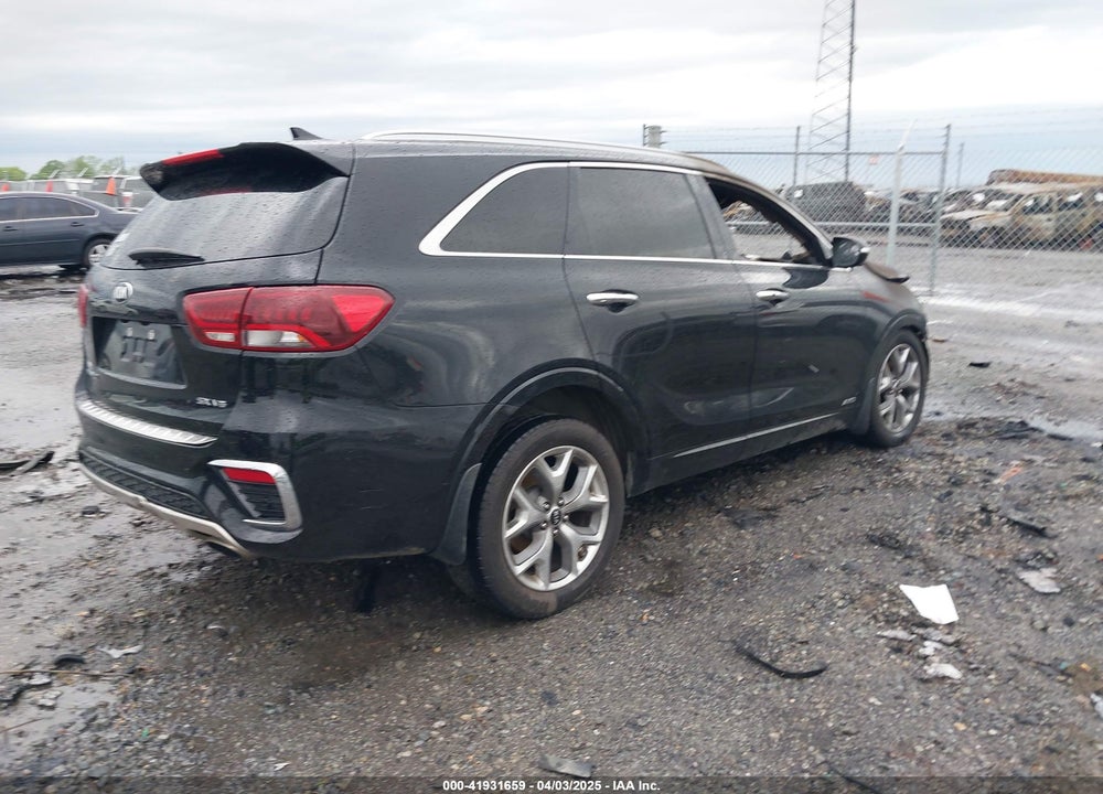 2020 KIA SORENTO VIN: 5XYPKDA59LG704769