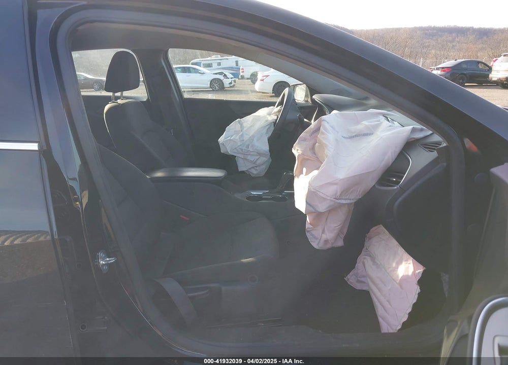 2020 CHEVROLET MALIBU VIN: 1G1ZD5ST5LF051844