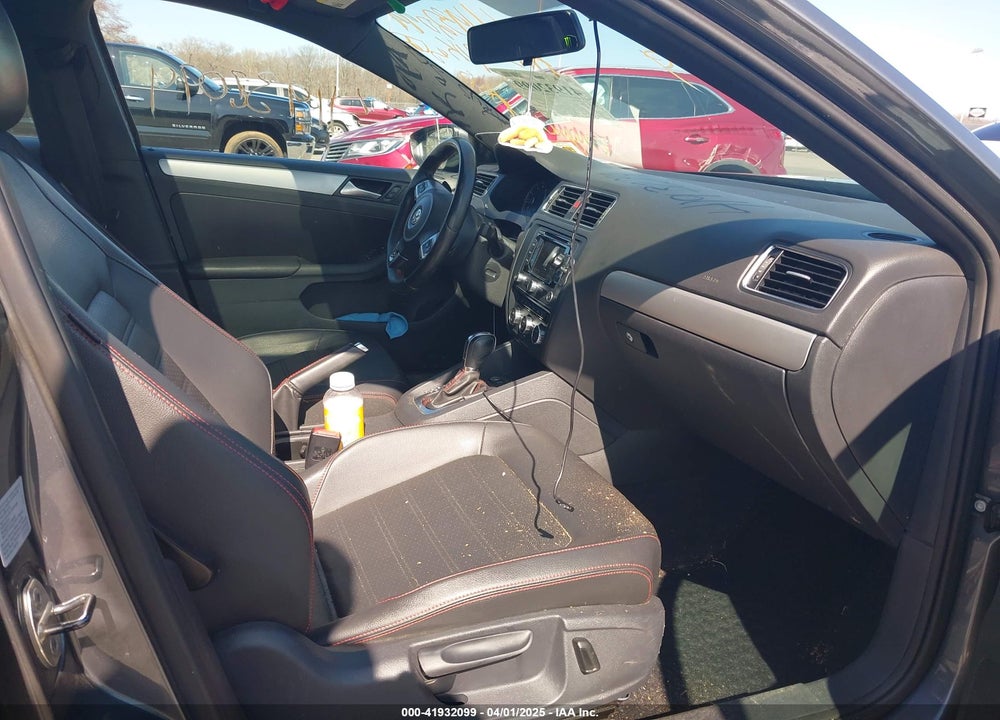 2014 VOLKSWAGEN JETTA VIN: 3VW4T7AJ6EM360187