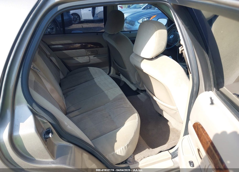 2004 MERCURY GRAND MARQUIS VIN: 2MEFM74WX4X643435