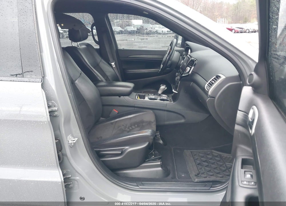 2020 JEEP GRAND CHEROKEE VIN: 1C4RJFAG1LC207857