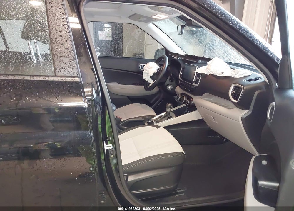 2022 HYUNDAI VENUE SEL VIN: KMHRC8A35NU150896