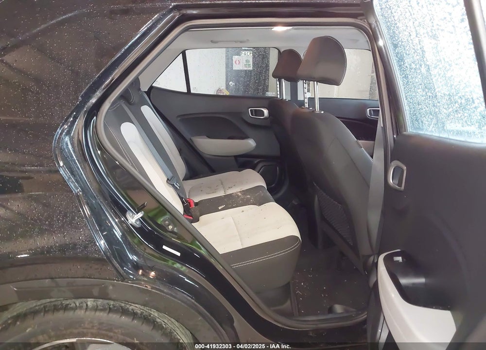 2022 HYUNDAI VENUE SEL VIN: KMHRC8A35NU150896