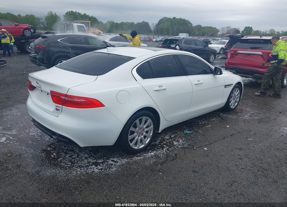 2019 JAGUAR XE VIN: SAJAR4FX9KCP48142
