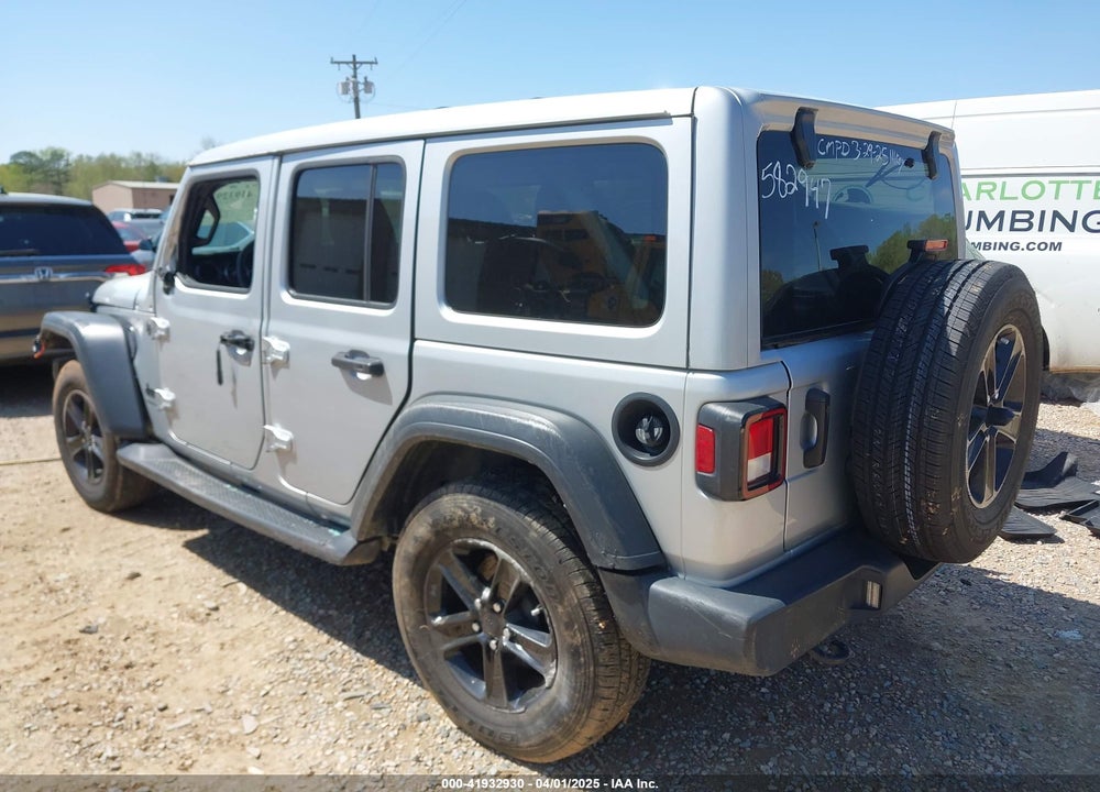2023 JEEP WRANGLER / VIN: 1C4HJXDG0PW582947