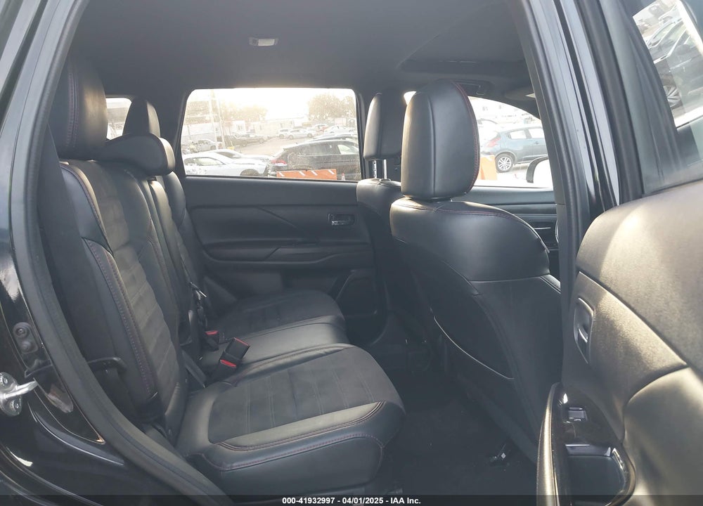 2020 MITSUBISHI OUTLANDER ES 2.4 S-AWC/LE 2.4 S-AWC/SE 2.4 S-AWC/SEL 2.4 S-AWC/SP 2.4 S-AWC VIN: JA4AZ3A37LZ043216