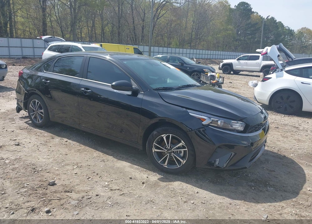 2024 KIA FORTE LXS VIN: 3KPF24AD3RE800938