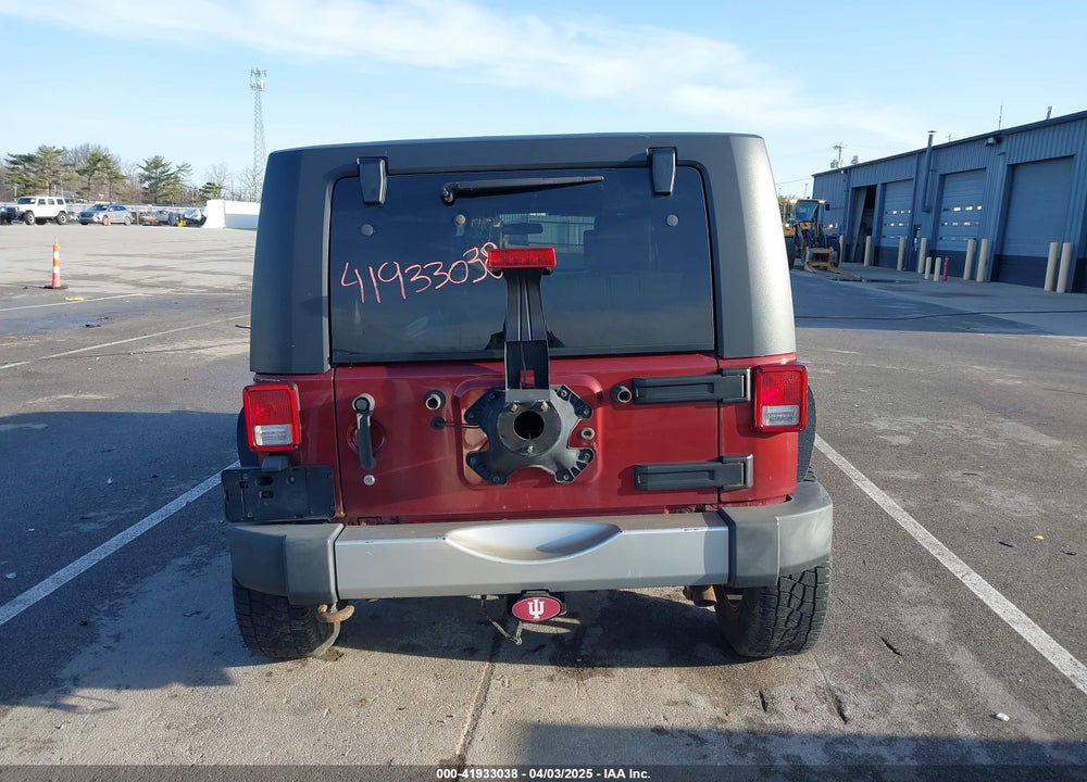 2009 JEEP WRANGLER UNLIMITED SAHARA VIN: 1J4GA591X9L701493