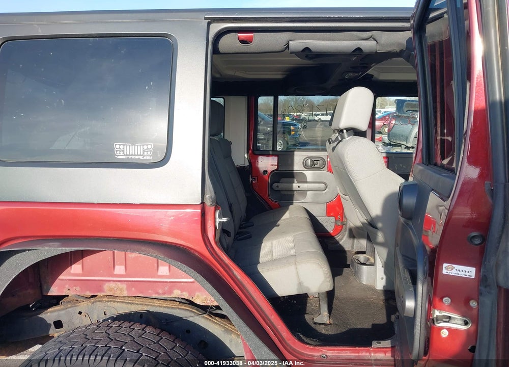 2009 JEEP WRANGLER UNLIMITED SAHARA VIN: 1J4GA591X9L701493