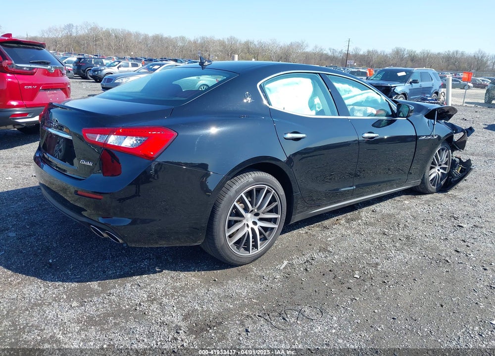 2018 MASERATI GHIBLI S Q4 VIN: ZAM57YTA3J1299947