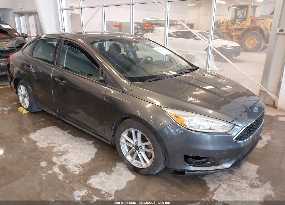2016 FORD FOCUS SE VIN: 1FADP3F20GL234077
