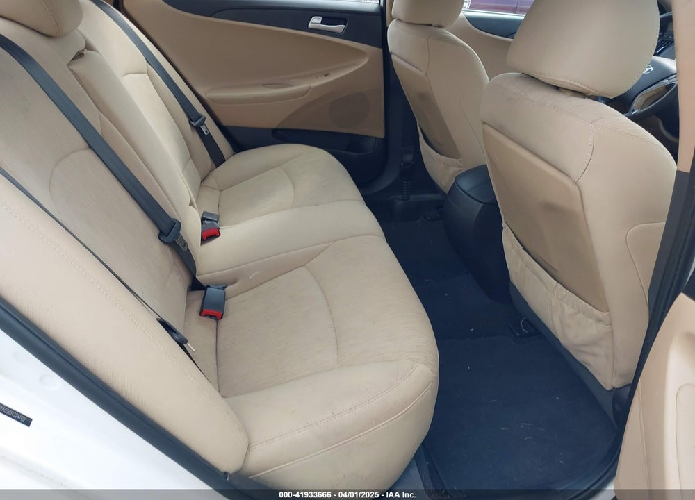 2012 HYUNDAI SONATA VIN: 5NPEB4AC5CH324102