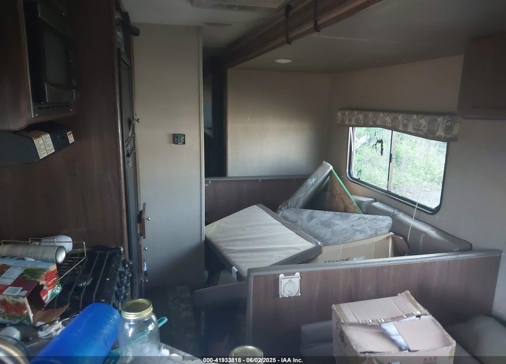 2017 COLEMAN OTHER VIN: 4YDT31428HH937632