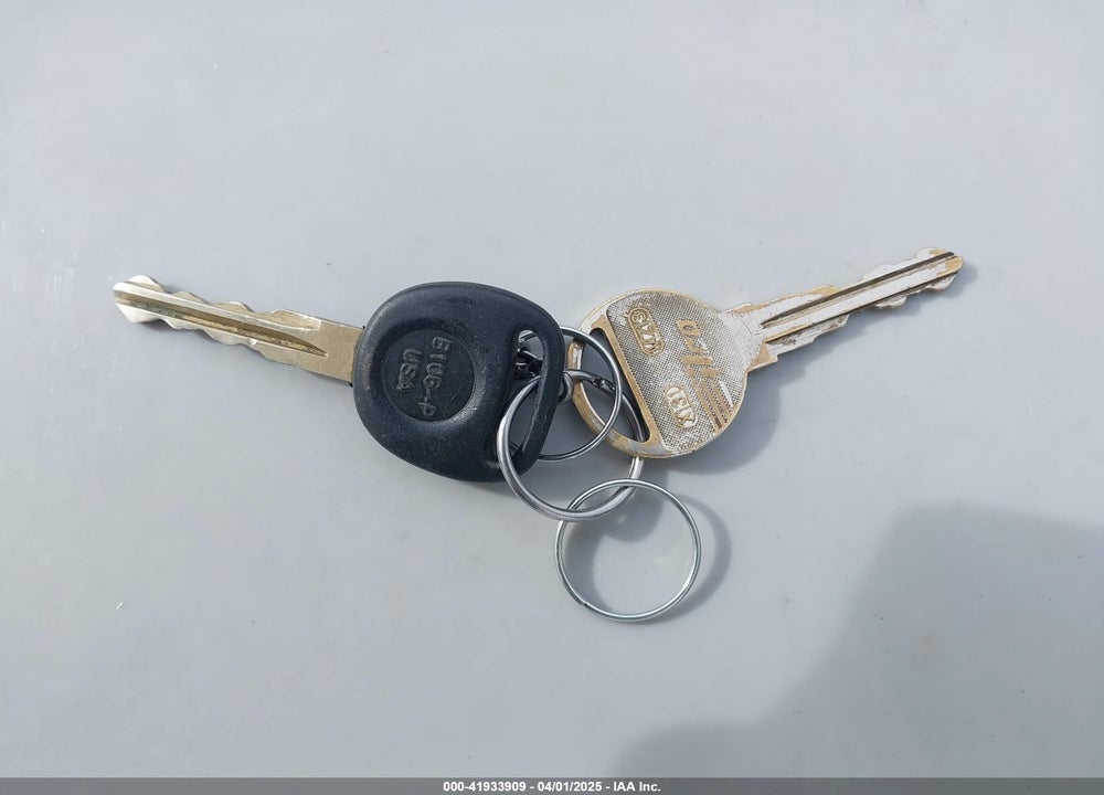 2005 CHEVROLET COBALT VIN: 1G1AK52F057517416
