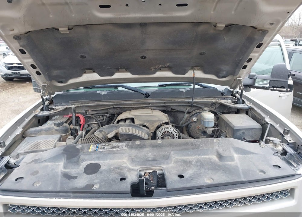 2009 CHEVROLET SILVERADO 1500 LT VIN: 3GCEK23349G213947