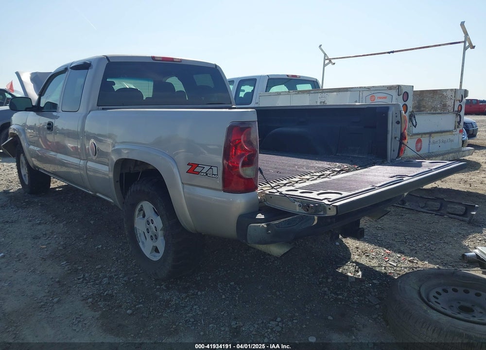 2007 CHEVROLET SILVERADO 1500 CLASSIC LT1 VIN: 1GCEK19ZX7Z134558